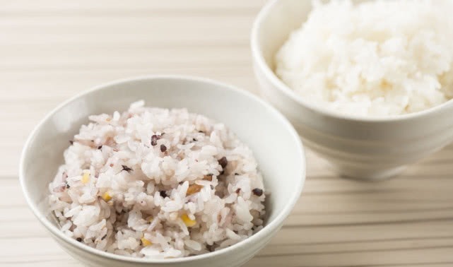 米饭|糖尿病人不能吃米饭掌握5招，米饭吃得既营养，又利于控血糖