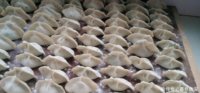 营养|冬天我遇到此菜绝不手软,用来剁馅包饺子吃,营养美味,真过瘾!