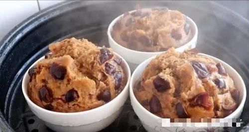 红糖大枣发糕的详细制作方法,又香又甜又好吃,做法简单易懂