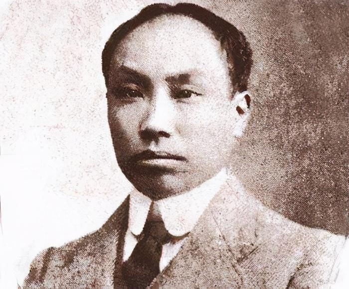 书法@陈独秀的书法堪称大家手笔,豪放苍莽,开阔雄逸,碑帖结合新气象