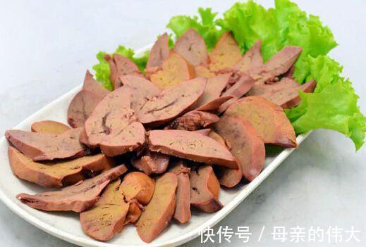 牡蛎|“奔四”的女人别太节俭，平时多吃7种食物，或助补充雌激素