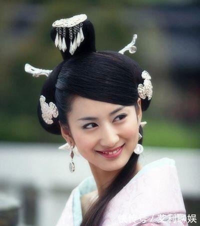 故事|“班姬团扇”的典故有什么历史故事?班婕妤失宠,借秋扇伤怀抒情