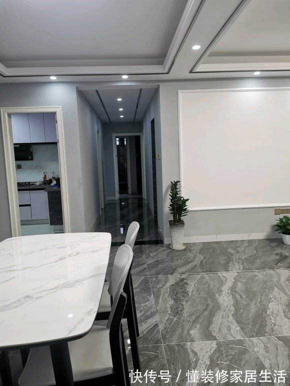 木地板|新房已入住,144平不含家具花了10万,后悔主卧阳台通铺木地板