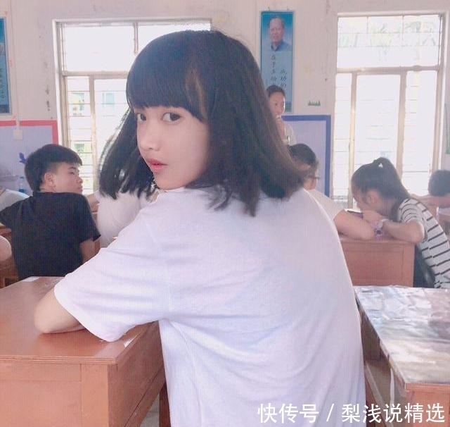 这些女孩不靠妆容和整形,“动一动手指”就能美若天仙