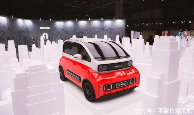 周宸宸|谁说车大才好看？6款时尚配色，未上市的KiWi EV颜值先火