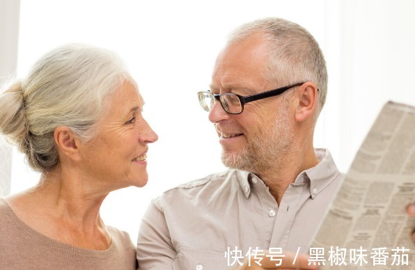 老人|人死前会有预兆？老人一旦出现这些“征兆”，他们时间所剩不多了