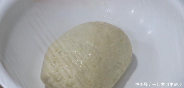 张大磊|土豆不用炒着吃了,大厨教你做家常土豆馅饼,皮薄馅大营养又美味