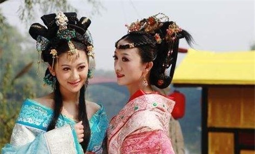 她是中国首位女历史学家,丈夫死后写了一本书,毒害中国女性2000年