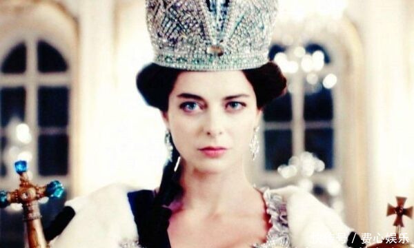 废子|罗马帝国三个女皇：一个废子夺位，一个杀侄夺位，一个皇位捡来的