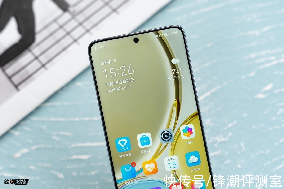 turbo|窄边直屏天花板，荣耀X30带你感受沉浸式观影体验