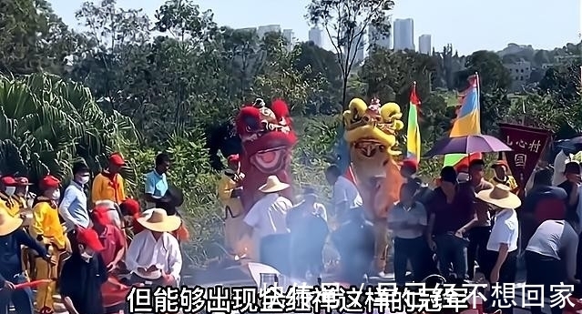 全氏|全红婵是排面十足！红姐正式记入族谱，祭祖仪式拉横幅，气势隆重
