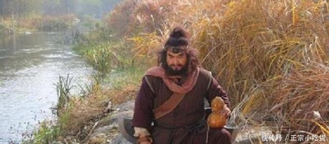 见到|李逵发疯六亲不认,见到这四个人,像个乖顺的小绵羊不敢主动招惹