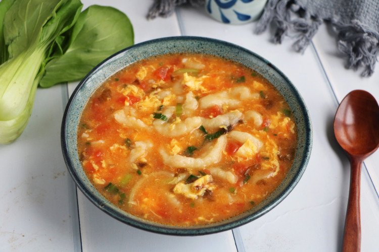 一到冬天,女儿就馋这早餐,营养又暖胃,每次要吃2碗,1周吃3回