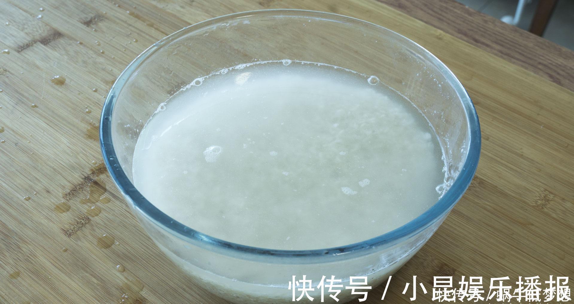 色白q弹|自制米发糕最简单的做法，不揉面，筷子搅一搅，不塌陷，色白Q弹