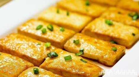 豆腐|煎豆腐直接下油锅完全不对,忽略这一步,难怪粘锅,不鲜嫩