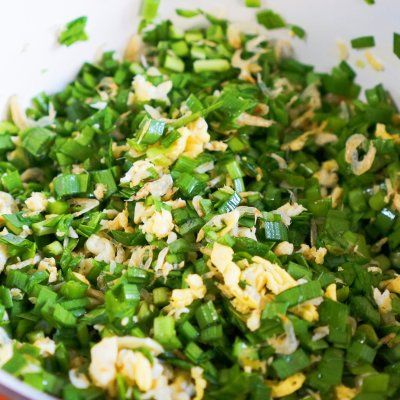  馅饼|这道饺子皮版韭菜鸡蛋馅饼美味下饭，连着吃都不腻