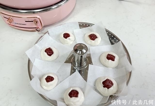 零食|既是零食又是凉菜,1口1个真好吃,不用加糖更健康,10分钟蒸1锅