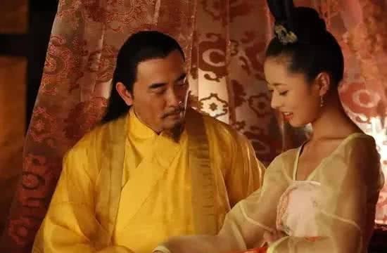 没写|中国第一女皇，登基时间比武则天还早，没写进史书，地位颇具争议