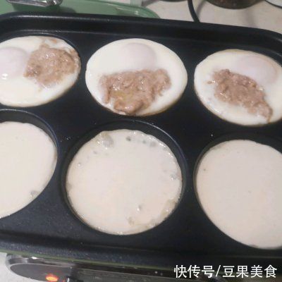 摩飞锅复刻路边摊美食～鸡蛋肉汉堡