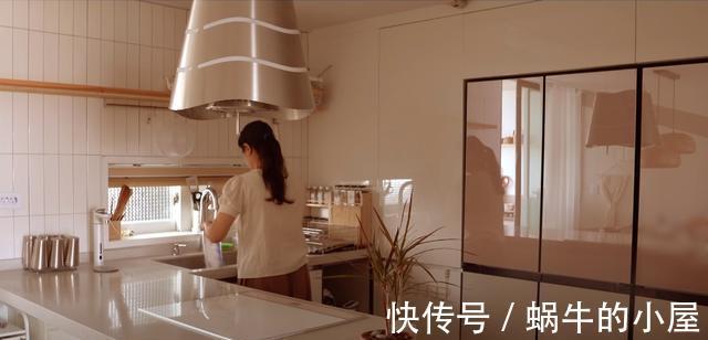 一人|一人一狗，独居生活有条有序，要是没结婚，我也想过这样的生活