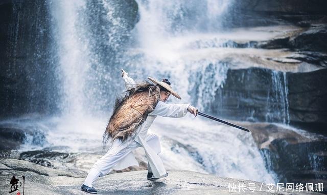 赵贞吉|大明王朝:得知嘉靖帝烧掉海瑞奏折,为什么高拱大骂赵贞吉无耻?