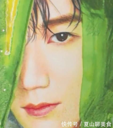 手绘@粉丝为王源手绘头像献礼,看过程以为是个黑粉,最后成品网友膜拜