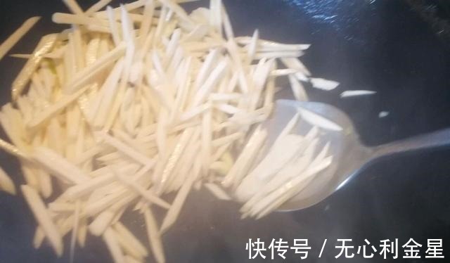 茭白|香喷喷的茭白毛豆炒肉丝,下饭家常菜,不学会后悔很久!