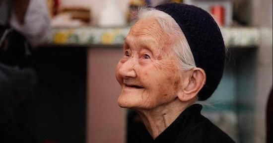 健康|六十岁后还有这7个特征,说明你很健康,全符合至少能活到百岁