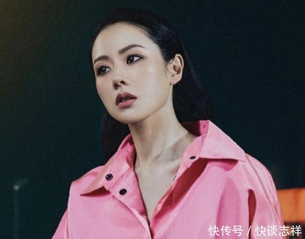 鼻尖抬高,鼻翼惊现疤痕,号称天然美女代名词的她,也翻车了?