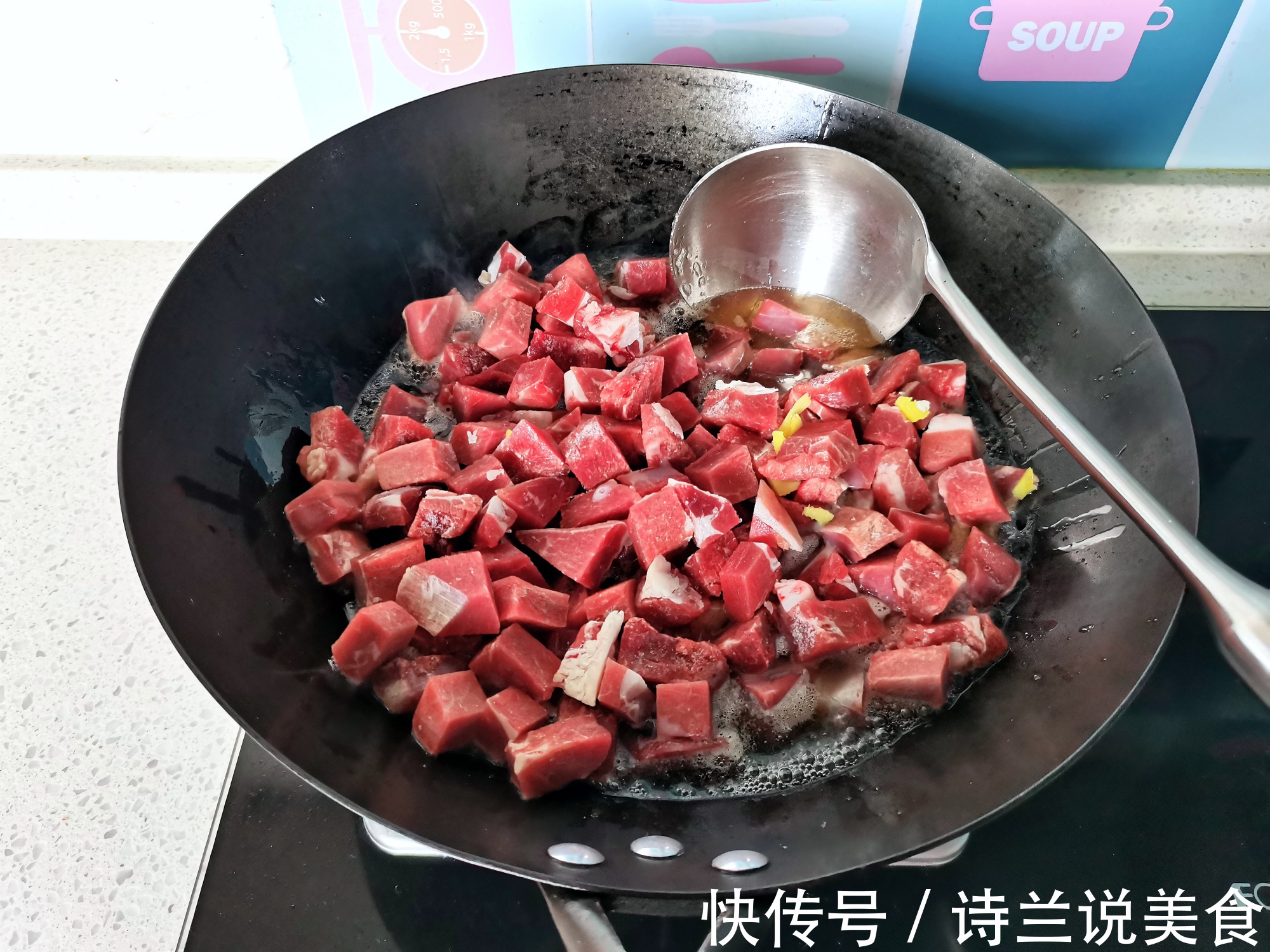 两口子的简单家常晚餐,肉香汤鲜,真的太香了,比吃大餐过瘾