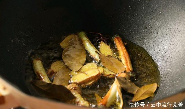 散湿|冬天萝卜牛腩这道菜要常吃，驱寒散湿，“小人参”可不是浪得虚名