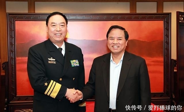 开国中将的儿子在学校摔伤了,校长赶紧写