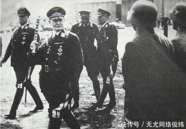 对抗|此役德军一个集团军对抗全苏联：尸体被堆成山，想活只能投降