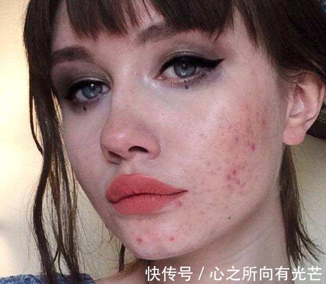 丑女|直男眼中的“丑女”,都有这4个特征,尤其最后一个,最令人嫌弃!