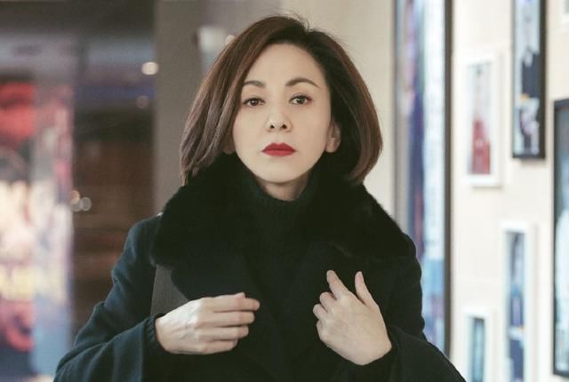 黄奕相亲问女儿意见、王琳恋爱不超7月：婚史不是女星难再婚原因