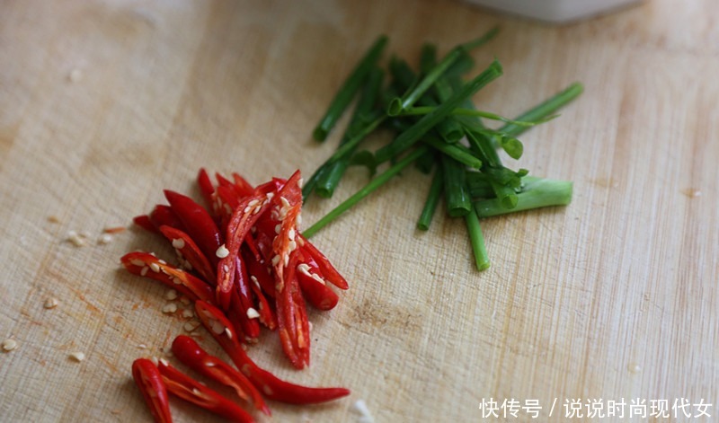 做法|无保留分享《姜葱炒蟹》简单详细做法,味道鲜美