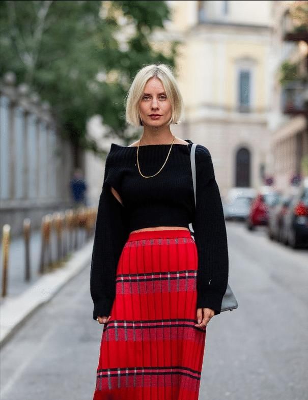 没有一件红色衣服怎么过节？学点搭配技巧，避免穿得又土又丑