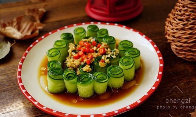 鸭血|中秋家宴不知道吃啥？这6菜1汤端上桌，好吃又实惠，家人都满意