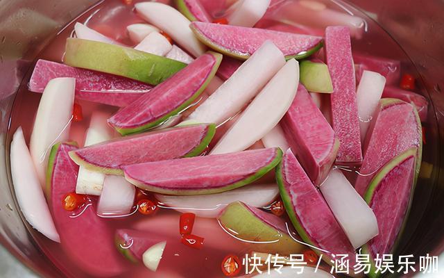 做法|冬季我家爱吃这款腌萝卜,脆爽开胃,做法简单,腌1天即可开吃