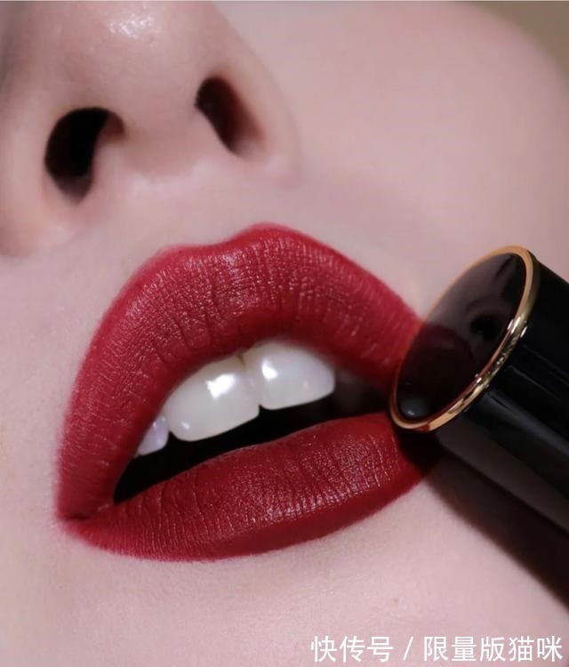 pat “品味够好”的女人,秋天都喜欢涂这5支口红,轻松显白又上档次!