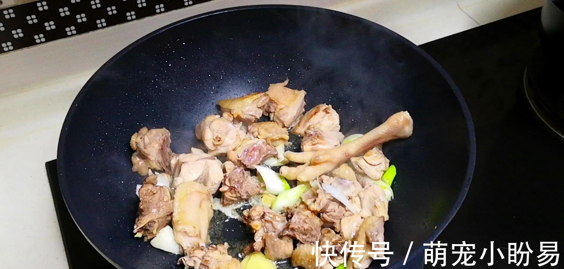 營養|入秋后，多給家人做這湯，我家每周做1次，比大骨湯有營養，特香！