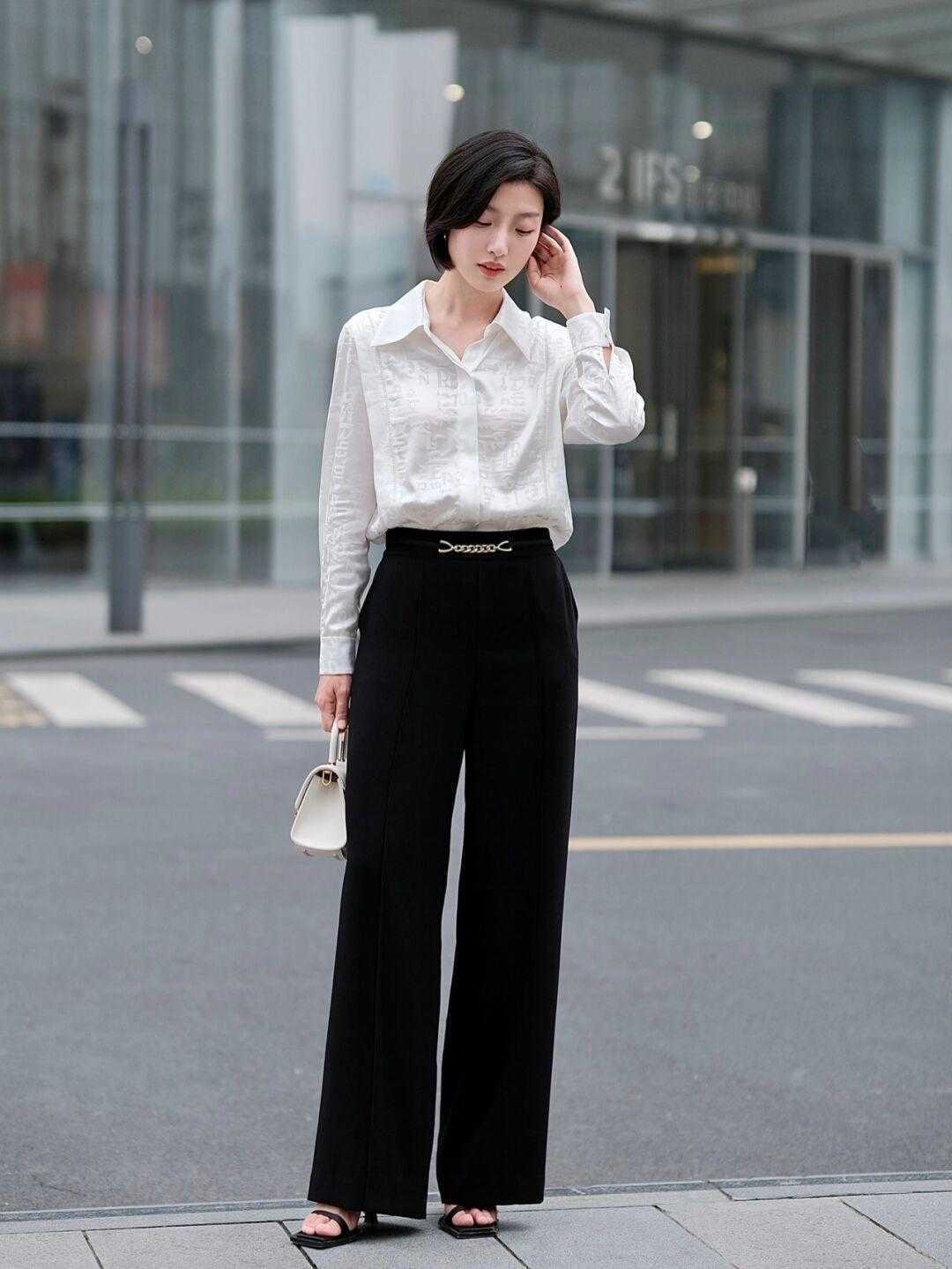 字裙|衬衫的“高级穿法”是这样的,优雅干练又有气场,实用又时髦