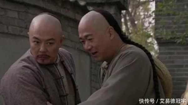 离去|乾隆出上联烟锁池塘柳,众考生无从应对,一考生扭头离去成状元