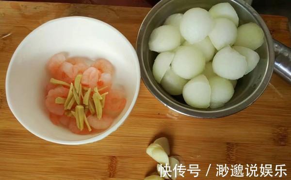 营养|夏天就爱吃这道菜,减肥瘦身有作用,清淡解暑有营养