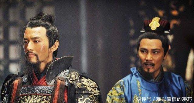 搀扶|朱元璋摔倒在地,无人敢扶,一将军斗胆搀扶,一个月后被处死!