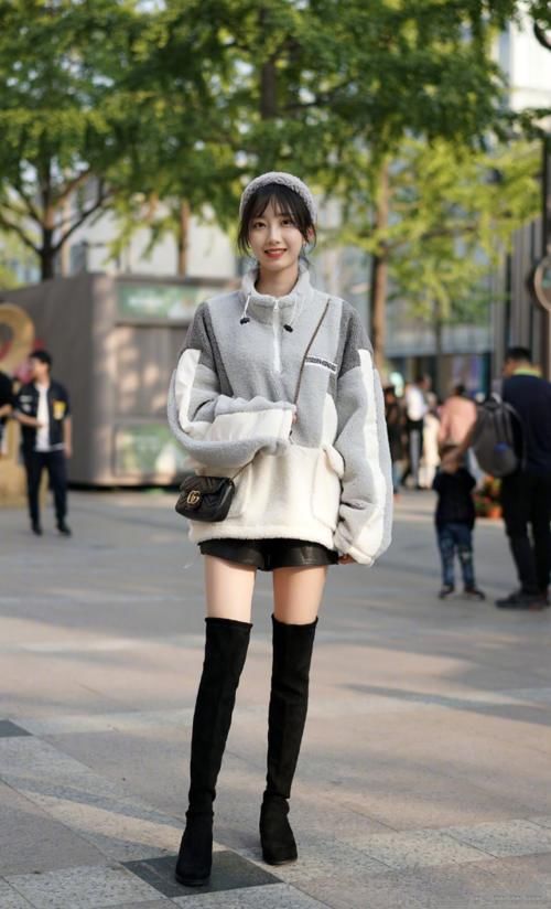 显高显瘦又显白的秋冬高筒靴来喽！露腿妹子最后的倔强真的太惊艳