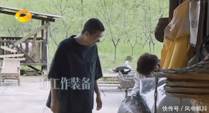 嘉宾 向往最懒的嘉宾,黄磊忍不住吐槽,张艺兴不想理,何炅高情商应对