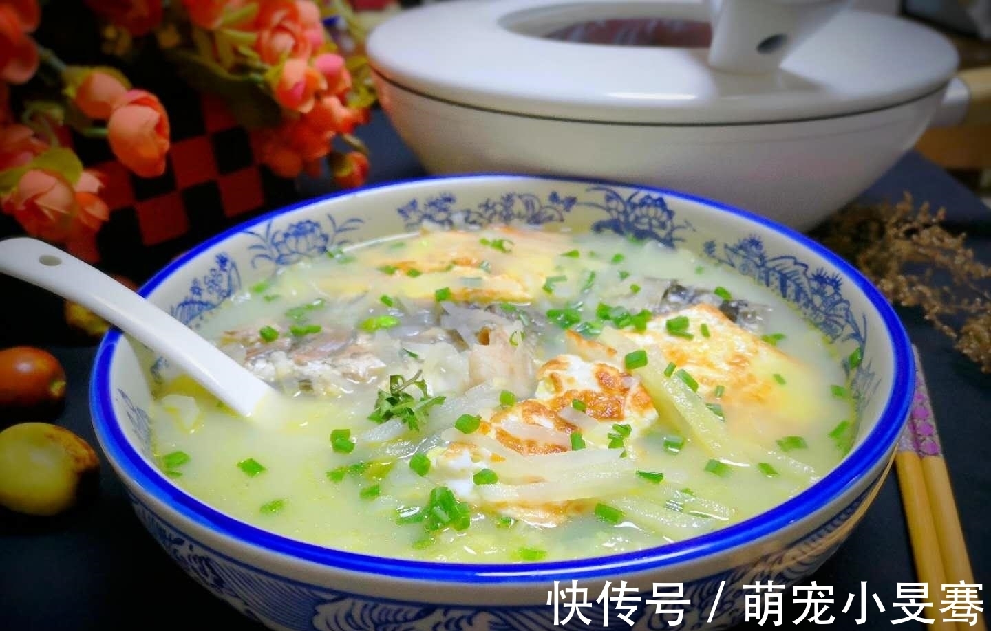 霜降前后多喝此汤,驱寒暖胃特好喝,简单一炖一大锅,全家喜欢!