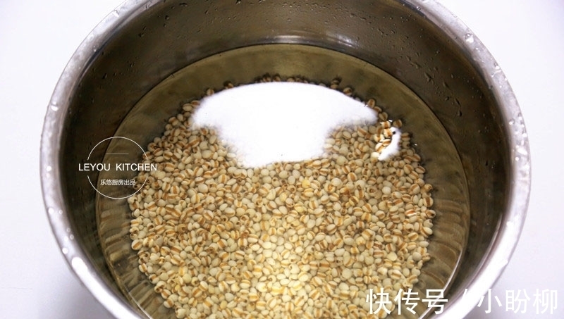 电饭锅|暑热难熬,三伏天多喝老鸭汤,消暑祛湿好处多,用电饭锅就能炖