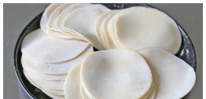 食用油油|2块钱饺子皮简单一做，10分钟解决全家人早餐，再也不用吃馒头